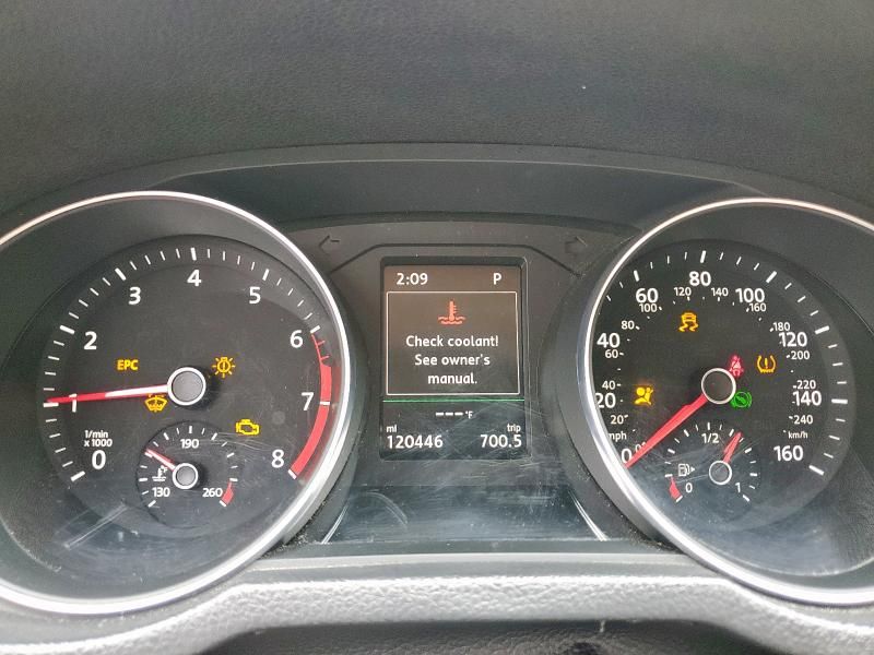 2018 Volkswagen Passat SE