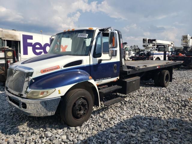 2004 International 4000 4300