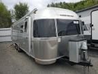 2017 Airstream M-30 Serenity
