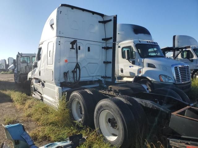 2023 Freightliner Cascadia 126 Semi Truck