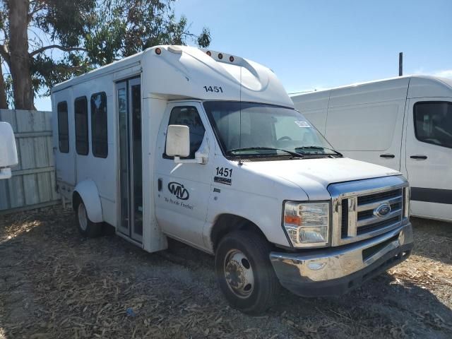2012 Ford Econoline-Transit Vehicles Bus