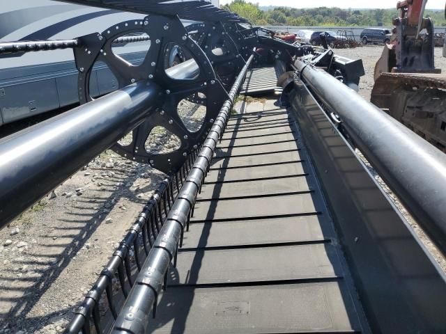 2019 Mac Don FD140 Flex Draper Head