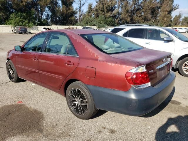 2005 Toyota Camry LE