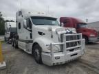 2017 Peterbilt Tractor 2017 Peterbilt 587 Semi Truck