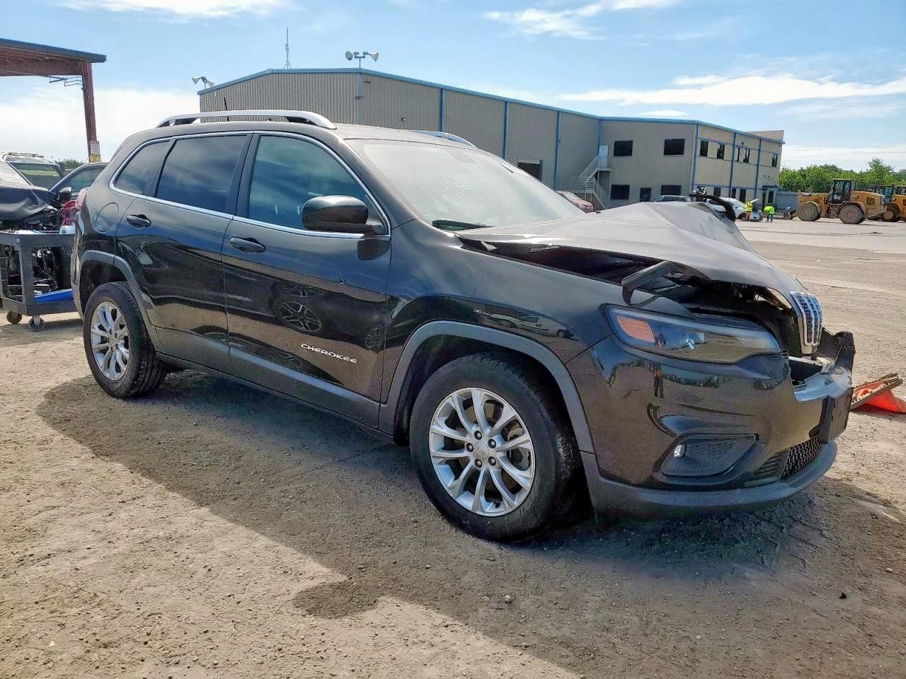 2019 Jeep Cherokee Latitude