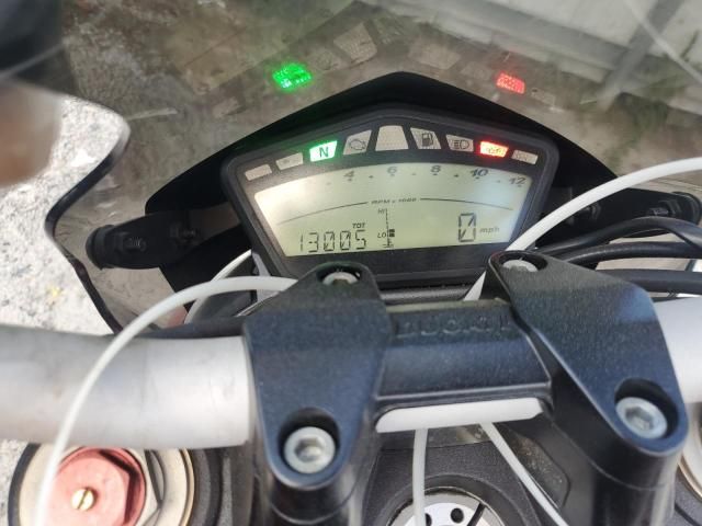 2014 Ducati Streetfighter 848