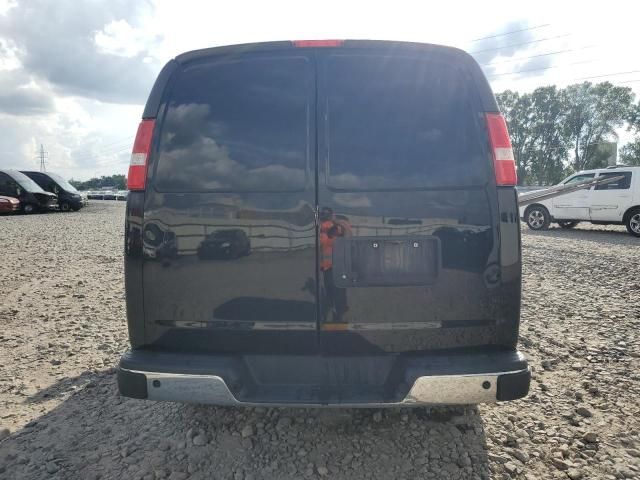 2018 Chevrolet Express G2500