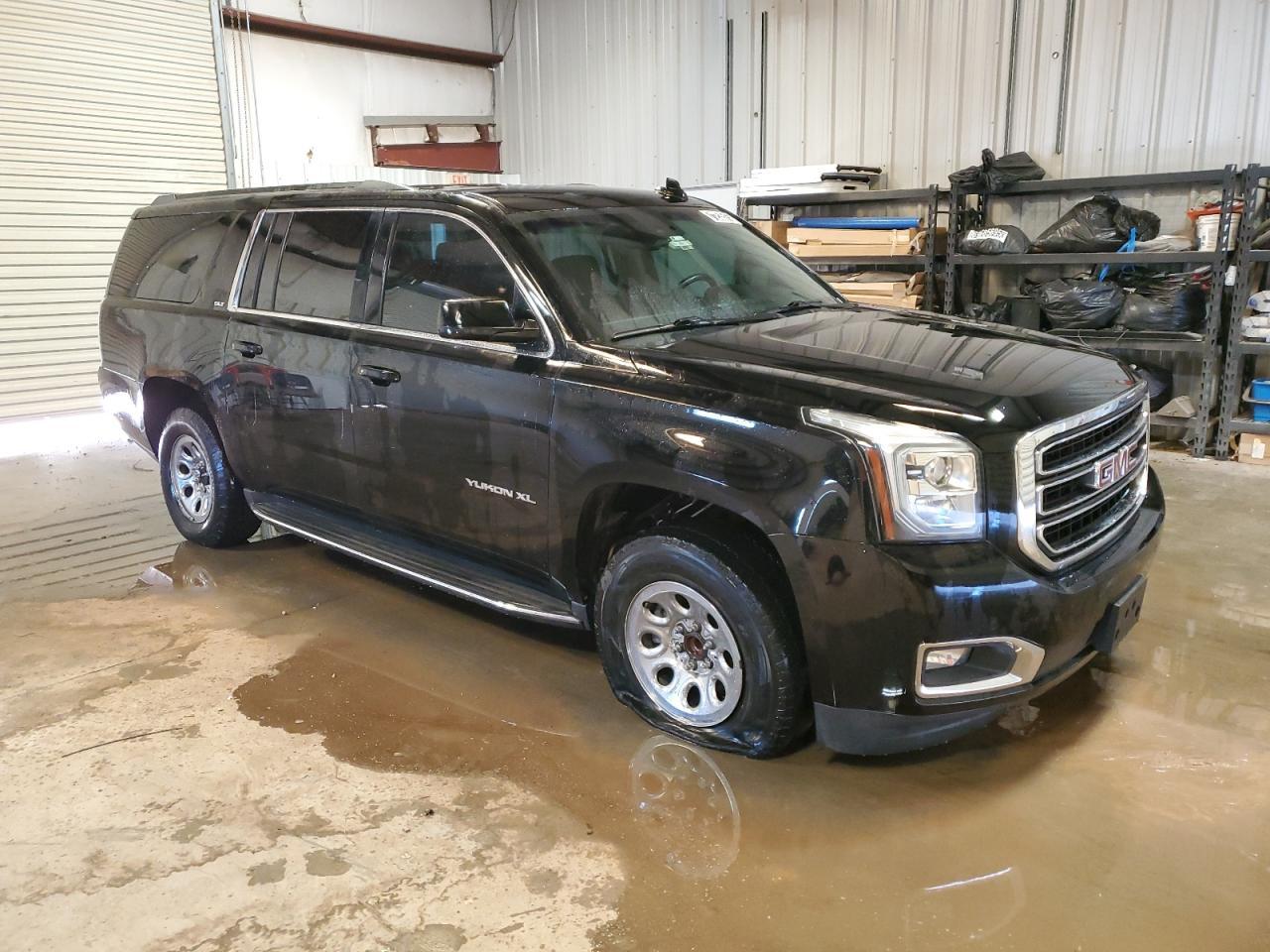 2018 GMC Yukon xl C1500 slt