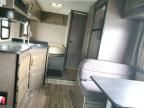 2017 Ford Econoline E350 Super Duty Cutaway Van