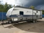 2018 Crossroads Zinger-Camper