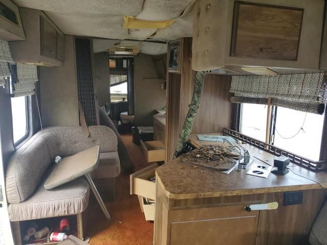 1980 Avco 30 FT