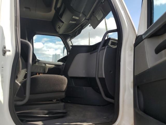 2020 Freightliner Cascadia 126 Semi Truck