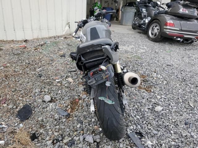 2001 Kawasaki ZR1200 A