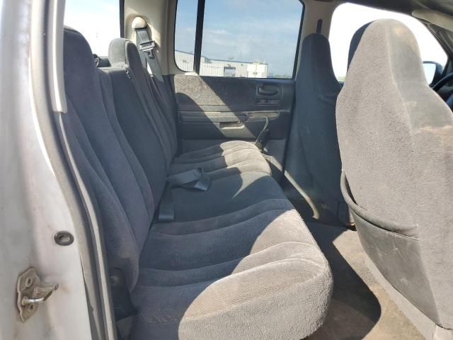 2004 Dodge Dakota Quad Sport