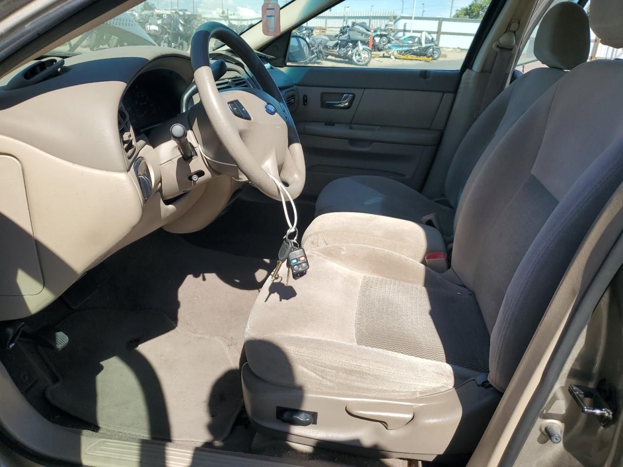 2003 Ford Taurus ses