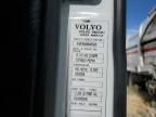 2006 Volvo VNM Semi Truck