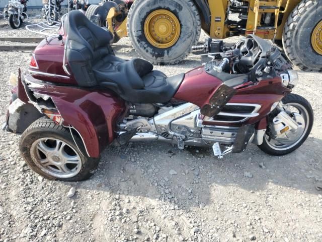 2005 Honda GL1800