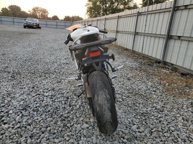 2025 Cf Moto 675SS