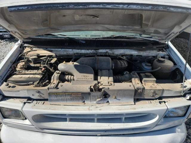 2000 Ford Econoline E350 Super Duty Cutaway Van