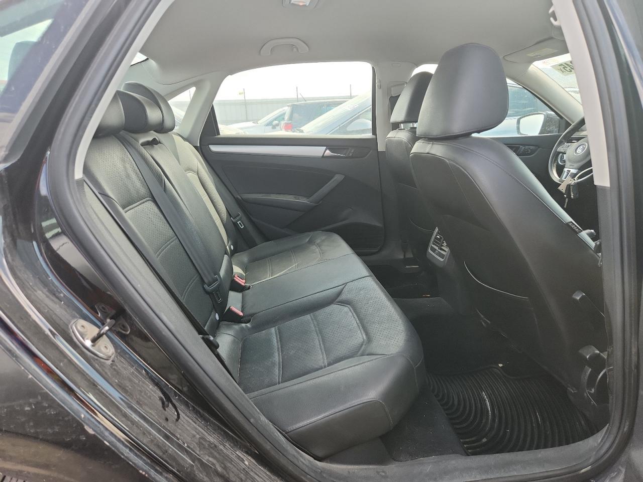 2013 Volkswagen Passat se