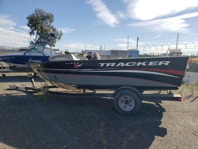 2014 Tracker Marine Trailer