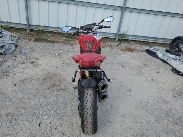 2014 Ducati Streetfighter 848
