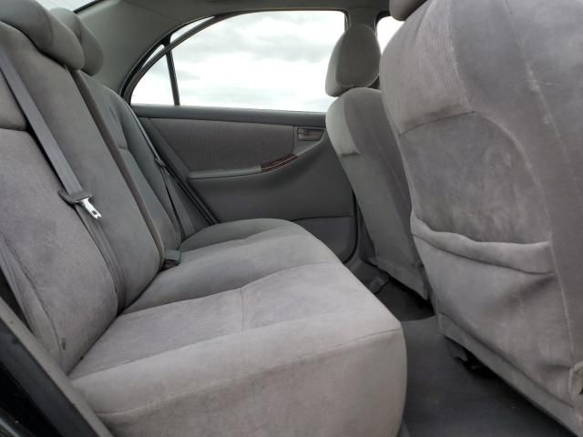 2005 Toyota Corolla le