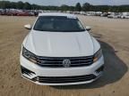 2017 Volkswagen Passat R-Line