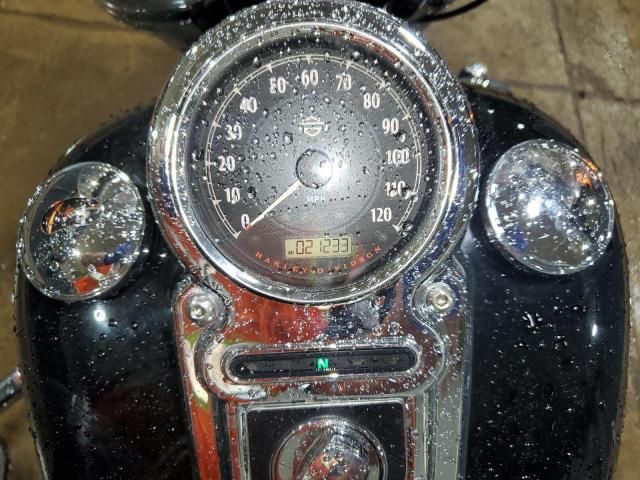 2012 Harley-Davidson FLD Switchback