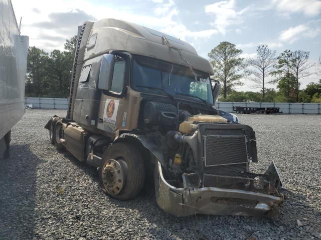 2012 Volvo VNL Semi Truck