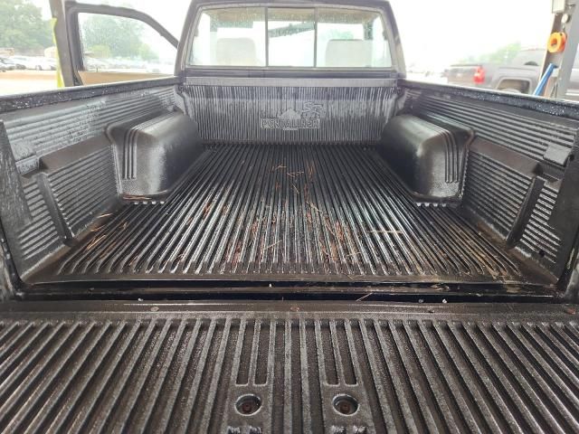1997 Nissan Truck Base