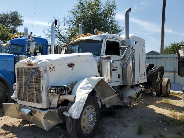 2005 Peterbilt 379 Semi Truck
