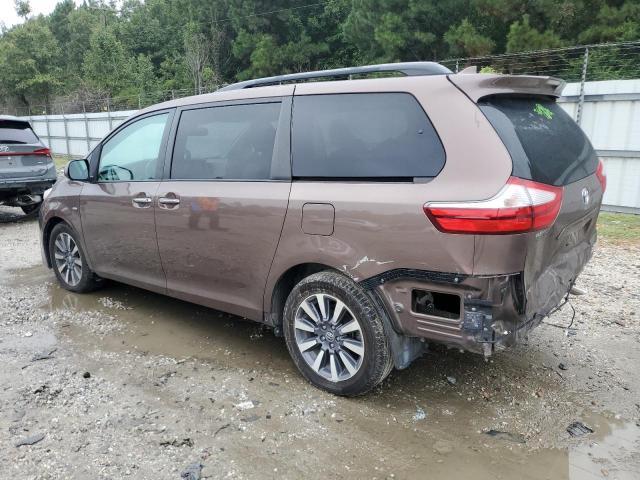 2019 Toyota Sienna xle