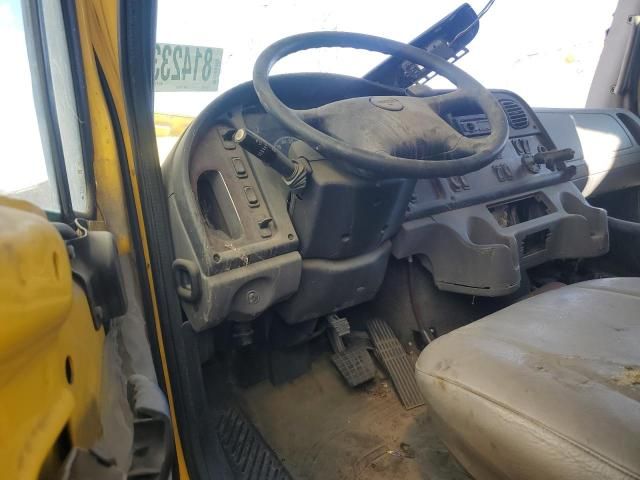 2014 Freightliner M2 106 MED-Expeditor Truck