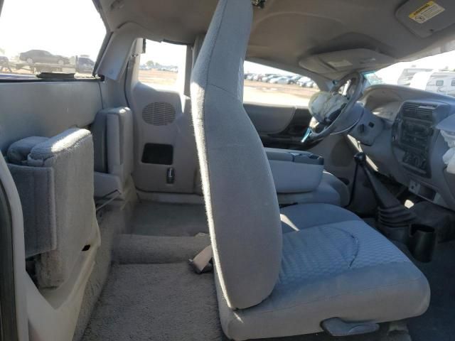 2002 Mazda B4000 Cab Plus