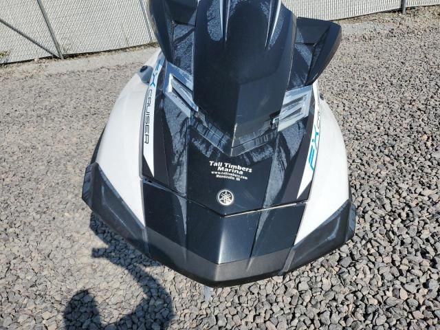 2018 Yamaha Waverunne