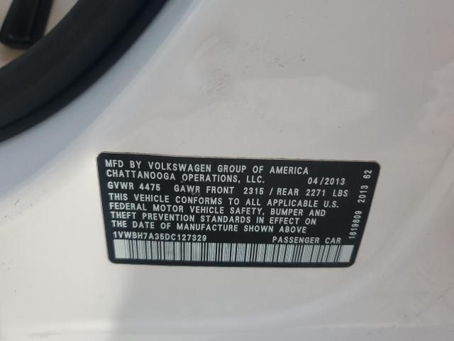 2013 Volkswagen Passat SE