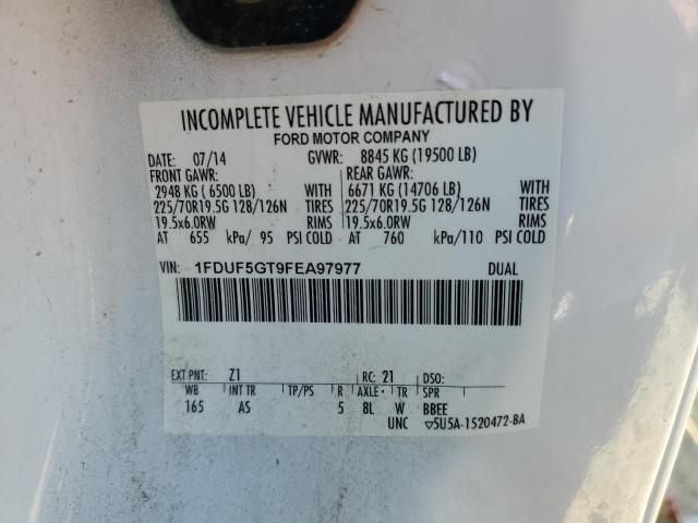 2015 Ford F550 Super