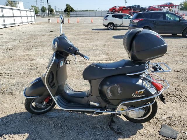 2012 Vespa GTS 300 Super