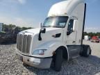 2017 Peterbilt Tractor 2017 Peterbilt 579 Semi Truck