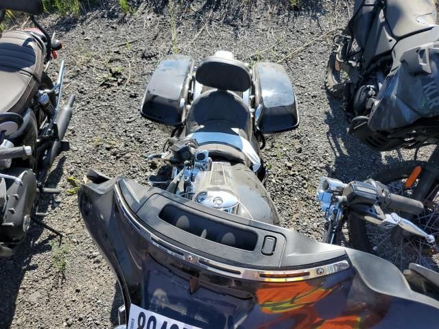 2019 Harley-Davidson Flhx
