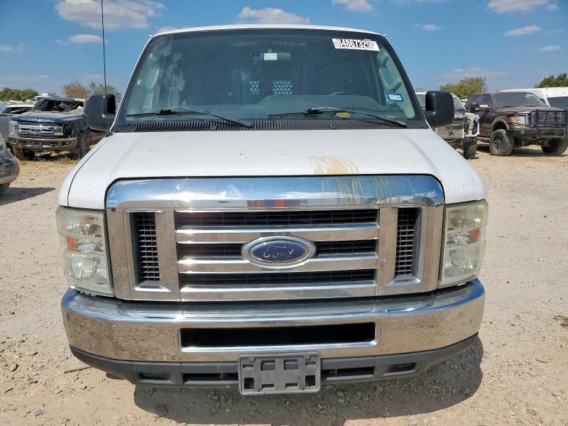 2013 Ford Econoline E250 Van