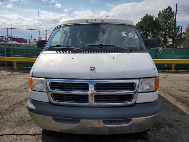 2000 Rtrk 2000 Dodge RAM Van B3500