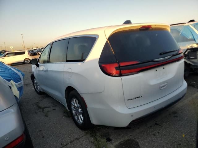 2023 Chrysler Pacifica Touring