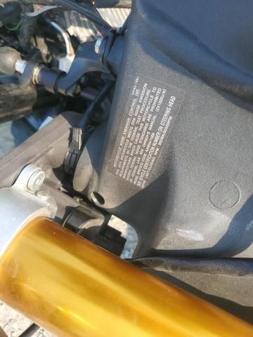 2015 Kawasaki ZX1000 J