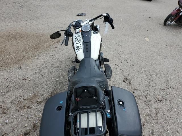 2018 Harley-Davidson Flhcs Heritage Classic 114