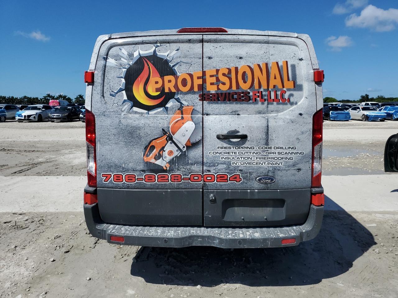 2018 Ford Transit T-250