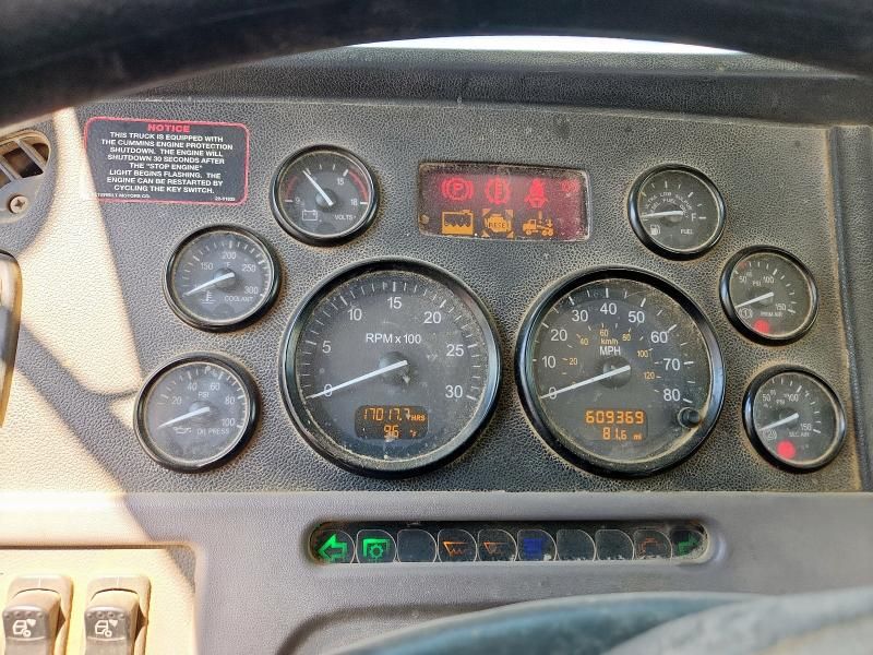 2012 Peterbilt Tractor 2012 Peterbilt 367 Semi Truck