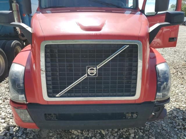 2017 Volvo VNL Semi Truck
