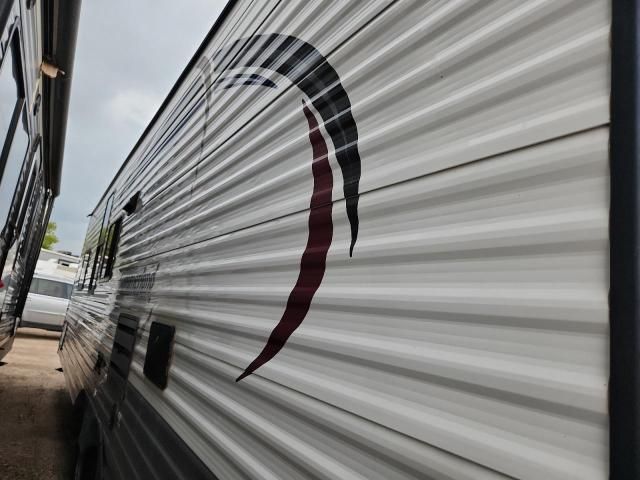 2016 Springdale Summerland SM2600